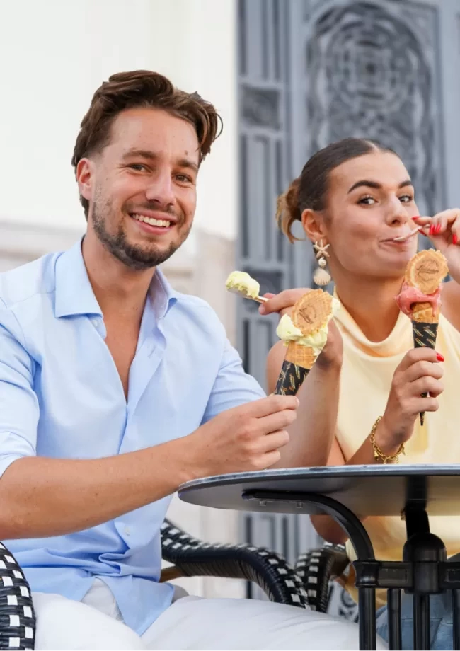 Yource klantcontact collegas in de spaanse zon 